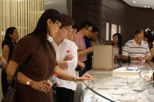 147038393773570302zX.png blob.png