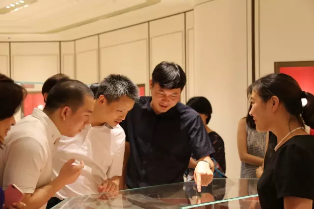 1470383974149073iA75.png blob.png